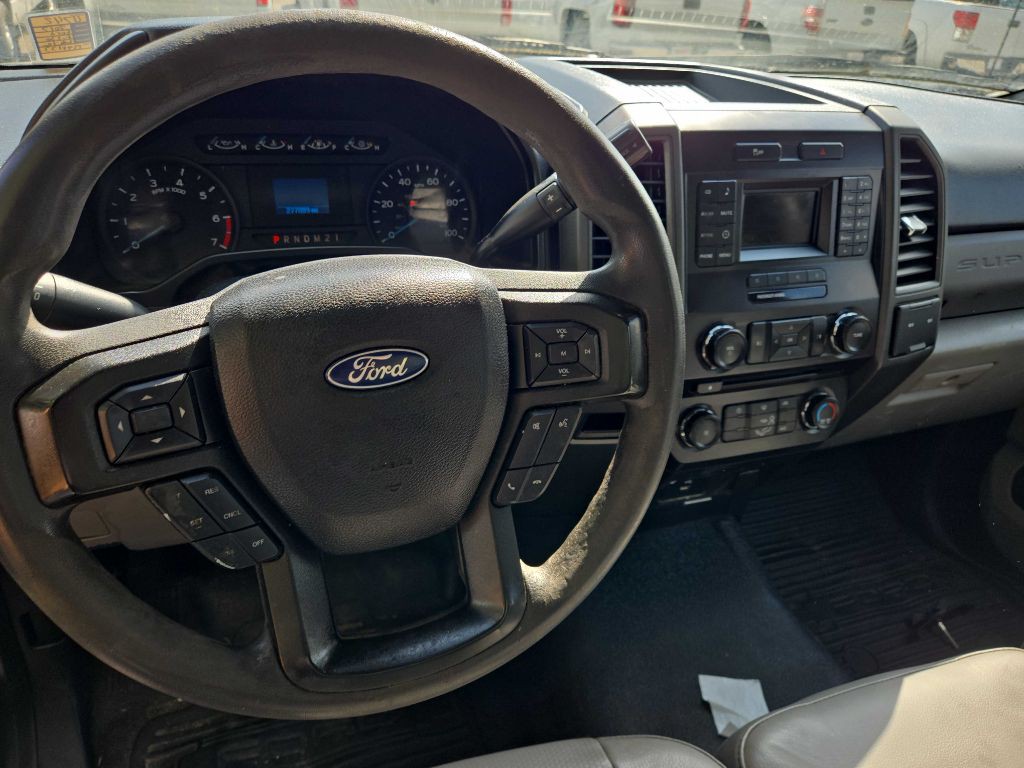2017 Ford F-250 Image 25