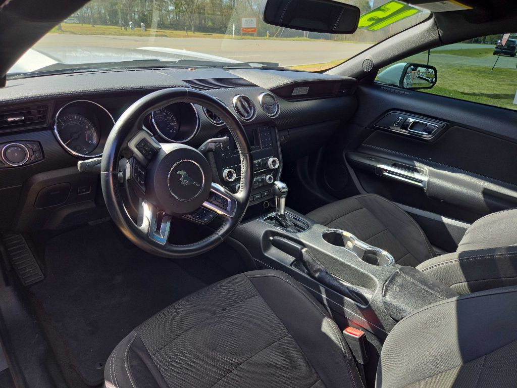 2015 Ford Mustang Image 6