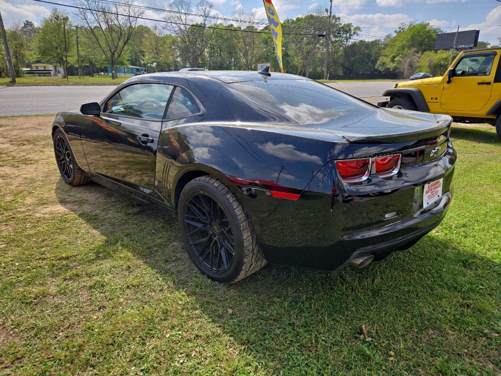 2013 Chevrolet Camaro Image 2