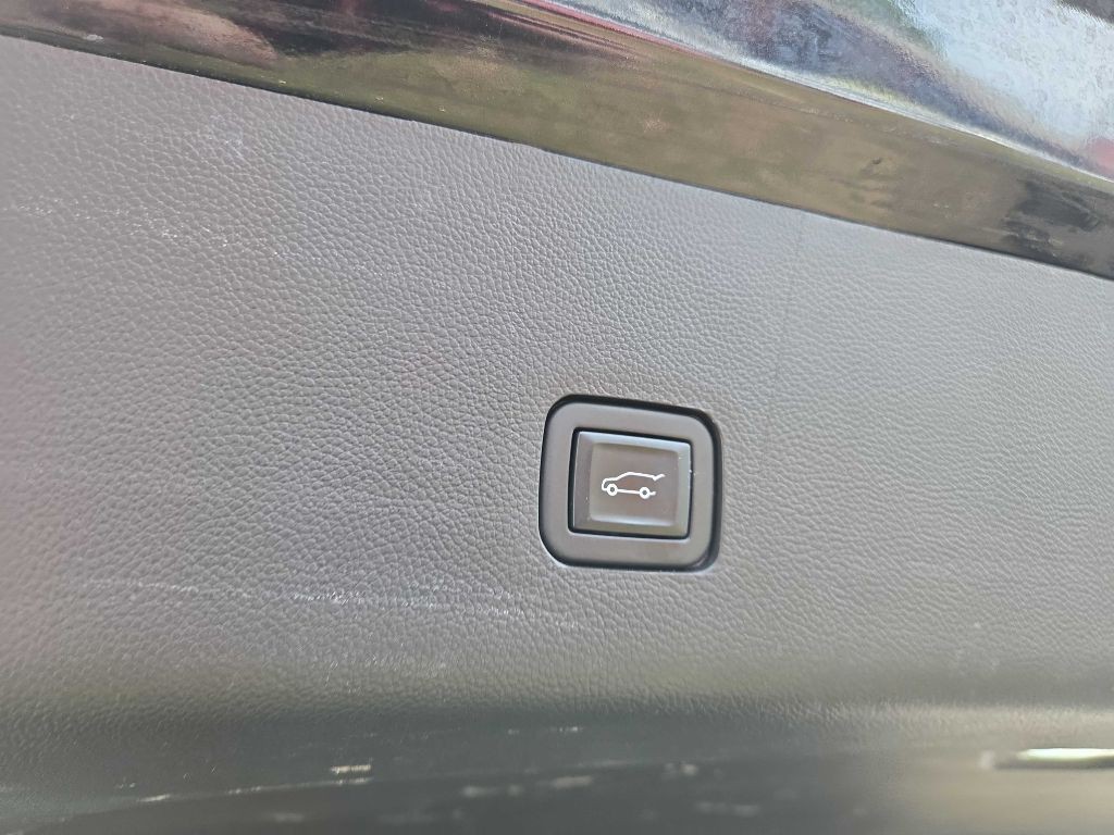 2021 Chevrolet Traverse Image 9