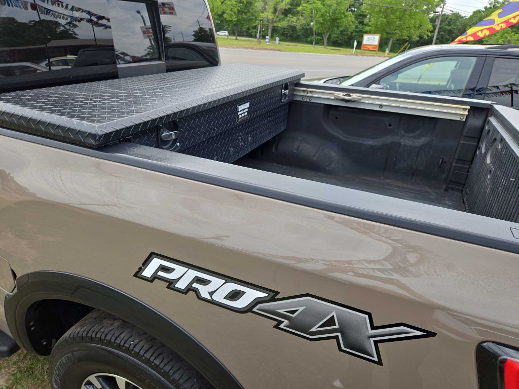 2020 Nissan Titan Image 6