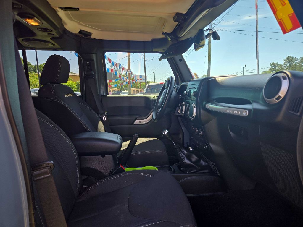 2014 Jeep Wrangler Unlimited Image 12