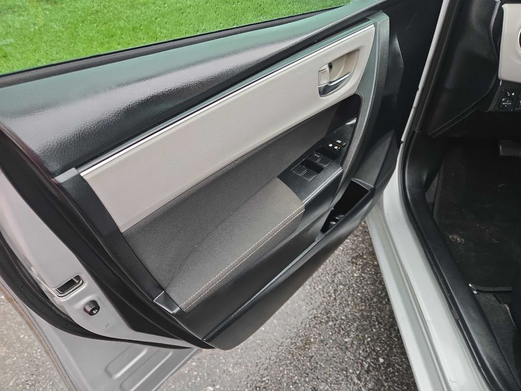 2019 Toyota Corolla Image 6