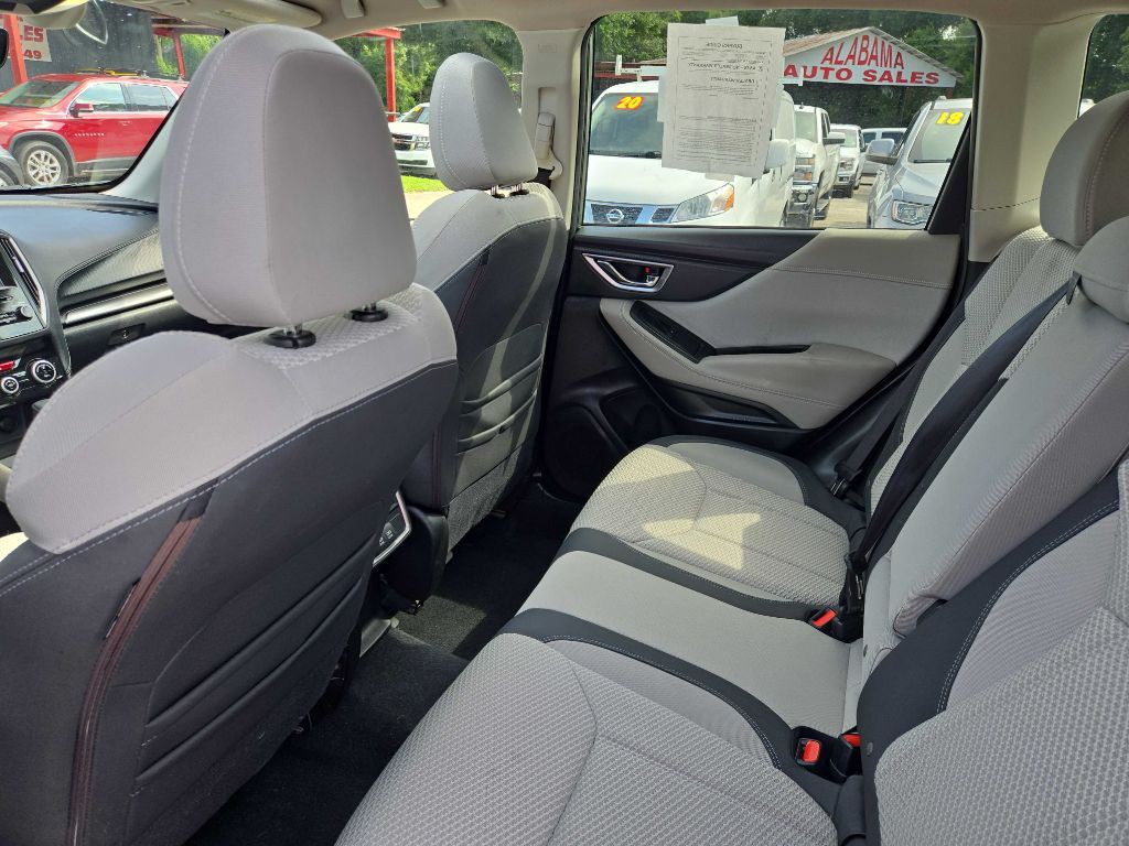 2021 Subaru Forester Image 8