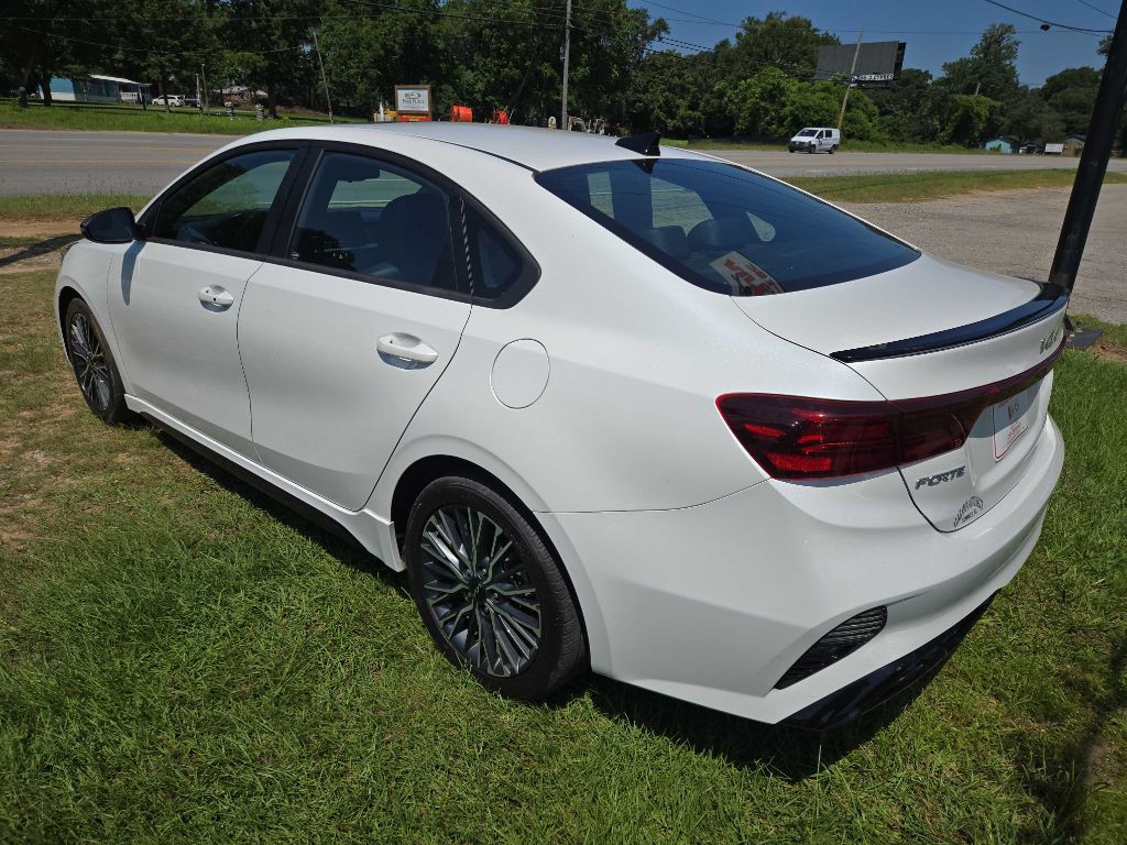 2023 Kia Forte Image 2