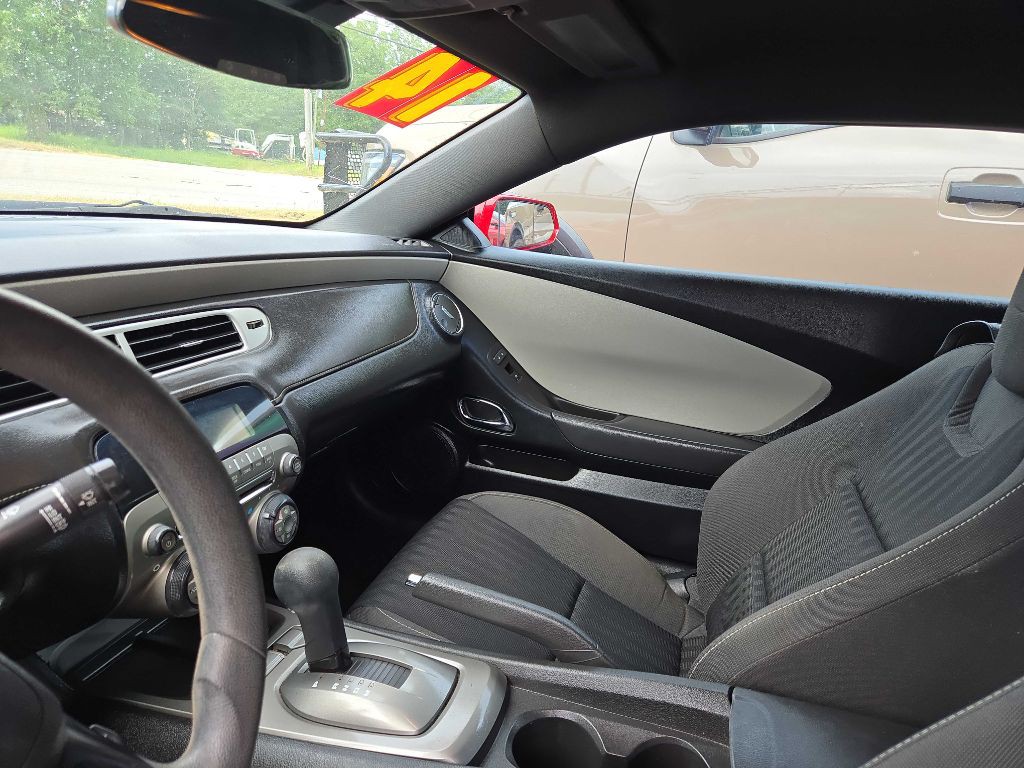 2014 Chevrolet Camaro Image 6