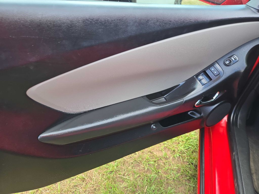 2014 Chevrolet Camaro Image 8