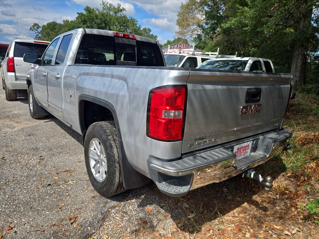 2016 GMC Sierra Image 2