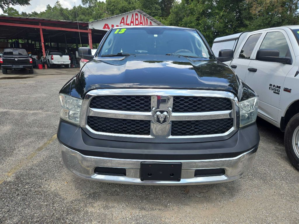 2013 RAM 1500 Image 3