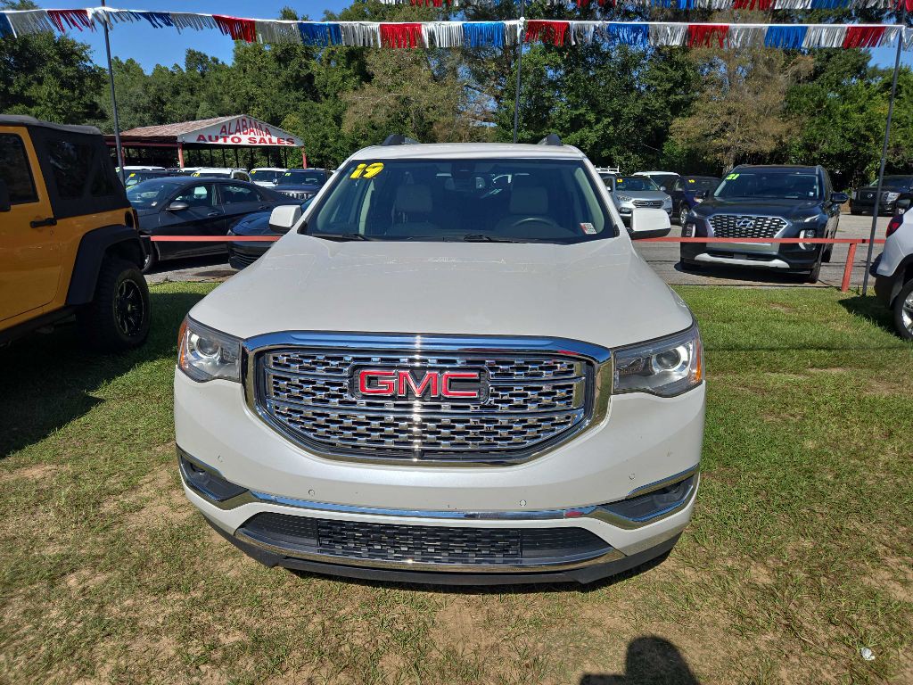 2018 GMC Acadia Image 3