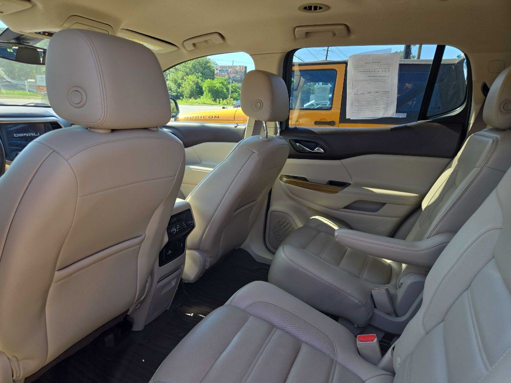2018 GMC Acadia Image 10