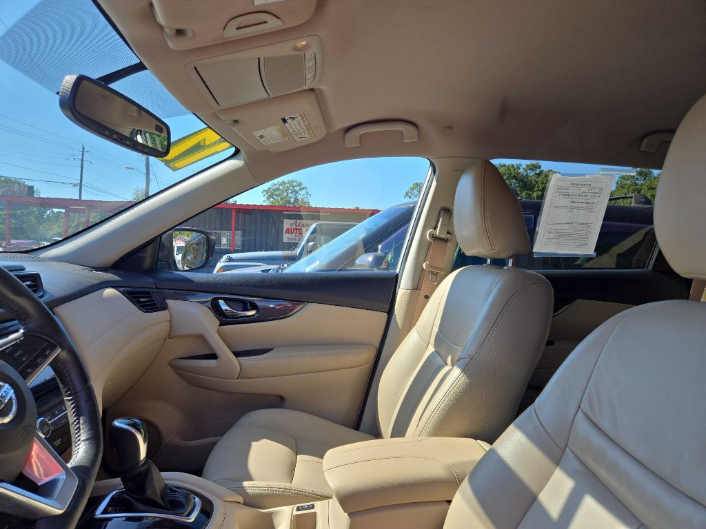 2017 Nissan Rogue Image 8