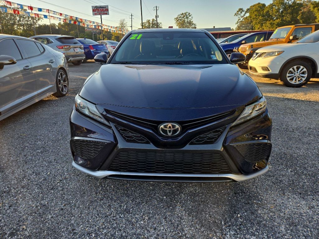 2021 Toyota Camry Image 3
