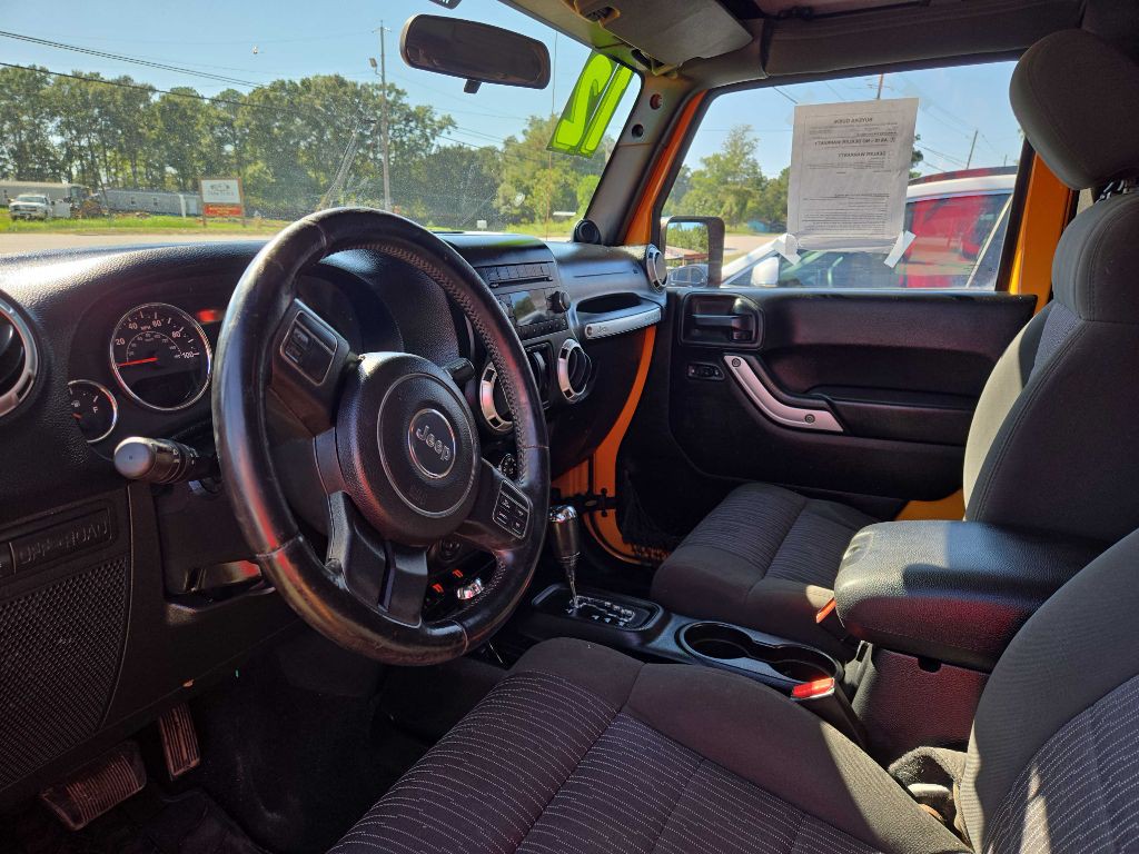 2012 Jeep Wrangler Image 9