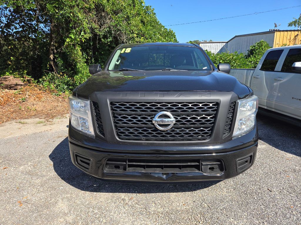 2018 Nissan Titan Image 2