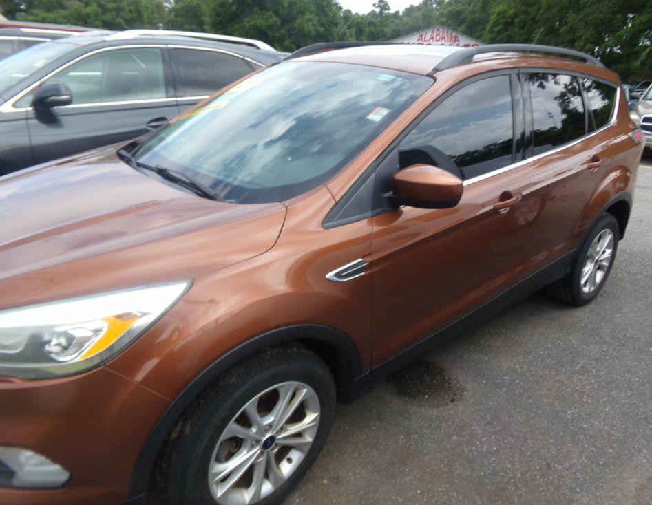 2017 Ford Escape Image 2
