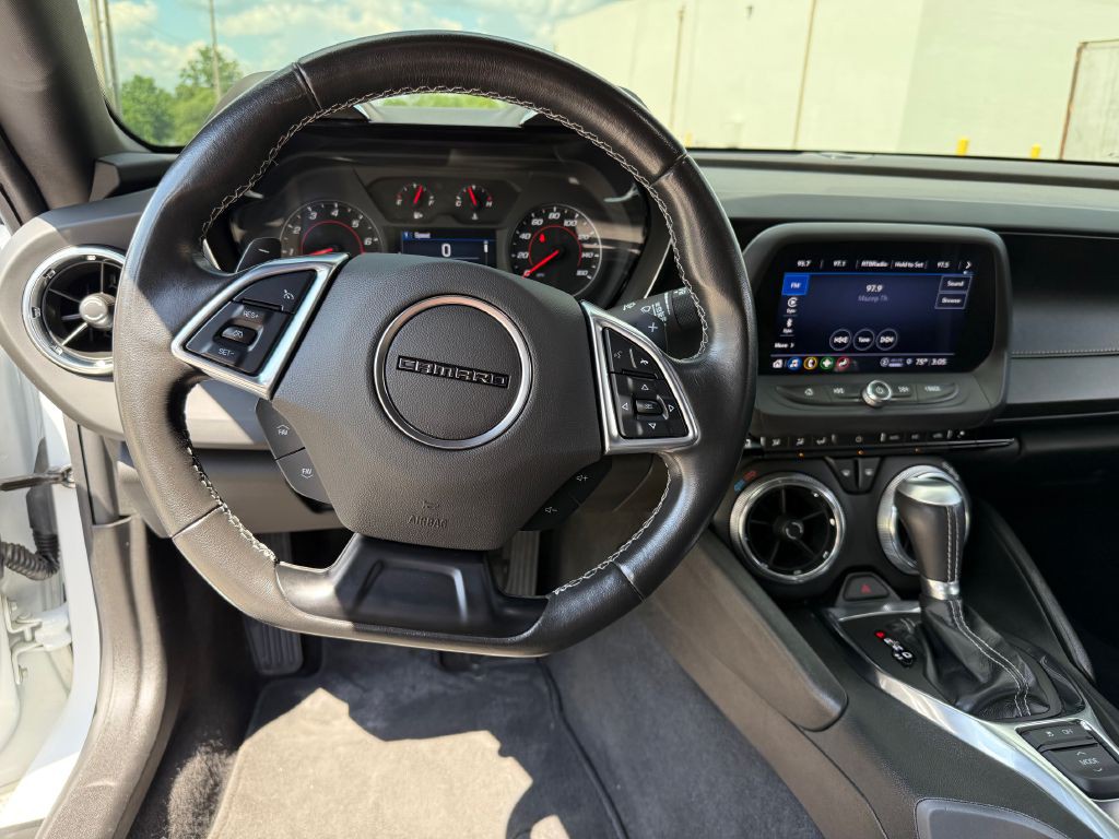 2021 Chevrolet Camaro Image 5