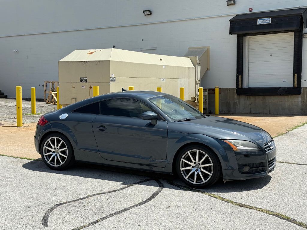 2010 Audi TT Image 2
