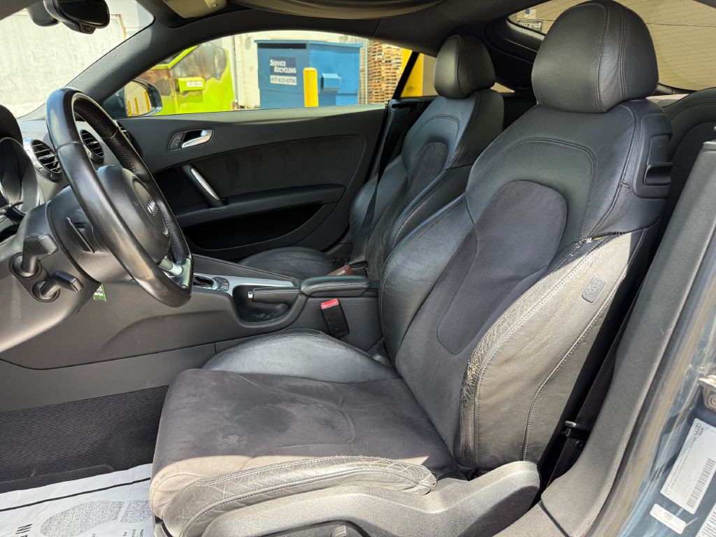 2010 Audi TT Image 4