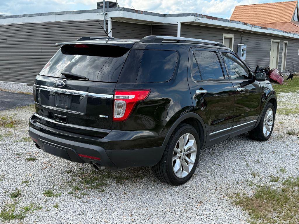 2014 Ford Explorer Image 2