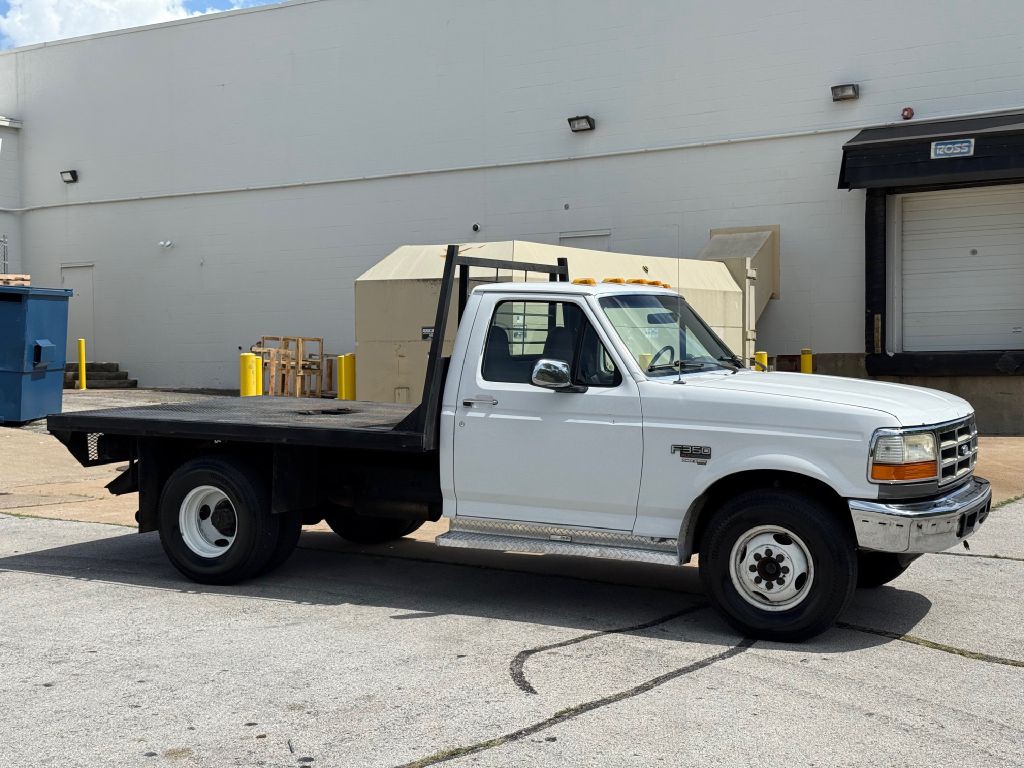 1997 Ford F-350 Image 2