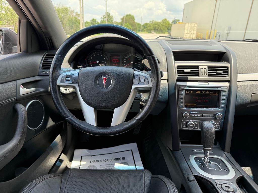 2009 Pontiac G8 Image 5