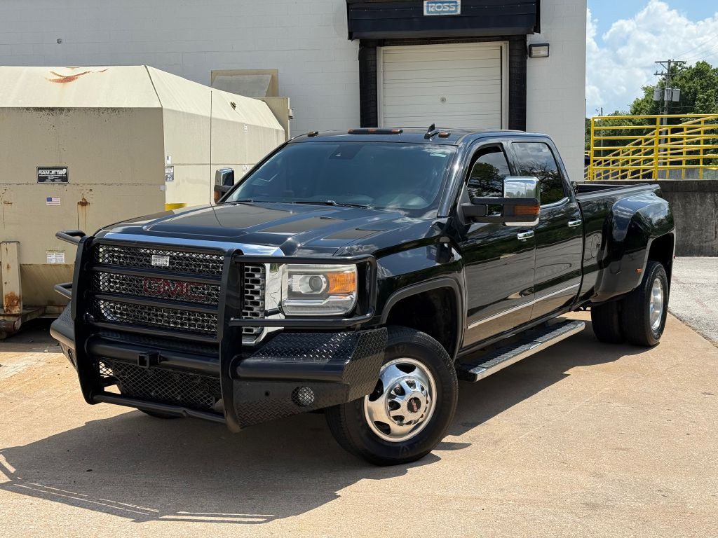2016 GMC Sierra Image 1