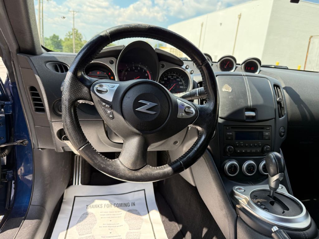 2016 Nissan 370Z Image 5