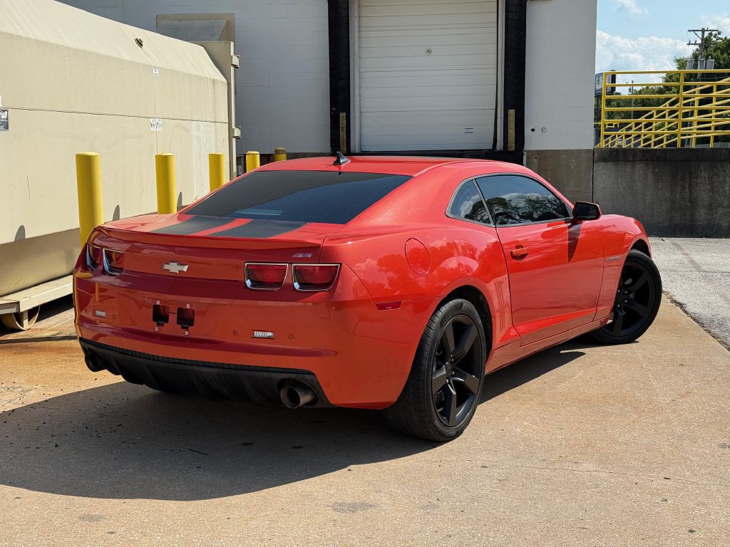 2011 Chevrolet Camaro Image 3