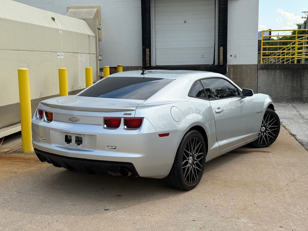 2010 Chevrolet Camaro Image 3