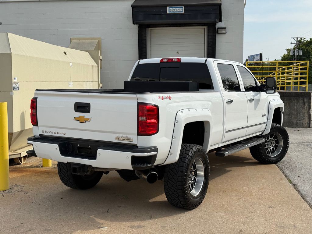2015 Chevrolet Silverado 1500 Image 3