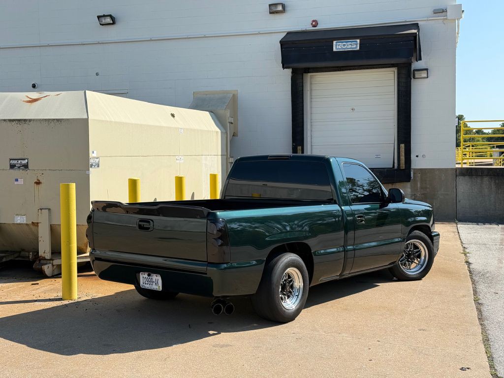 2003 Chevrolet Silverado 1500 Image 3