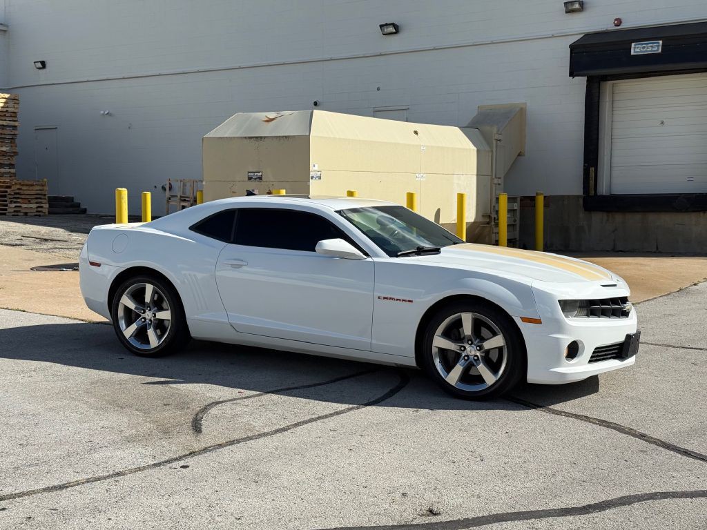 2010 Chevrolet Camaro Image 2
