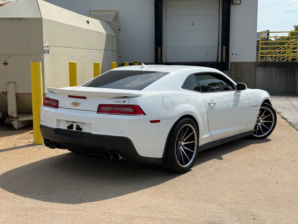 2015 Chevrolet Camaro Image 3