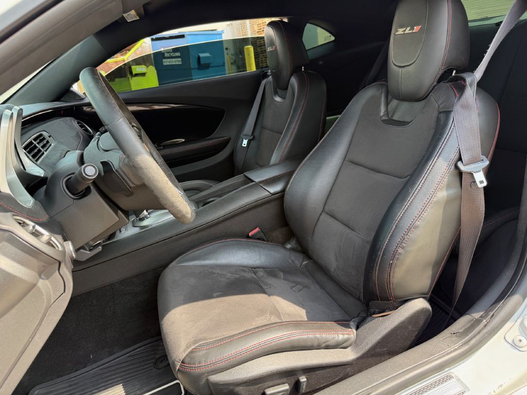 2015 Chevrolet Camaro Image 4