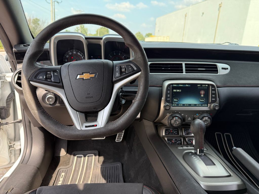 2015 Chevrolet Camaro Image 5