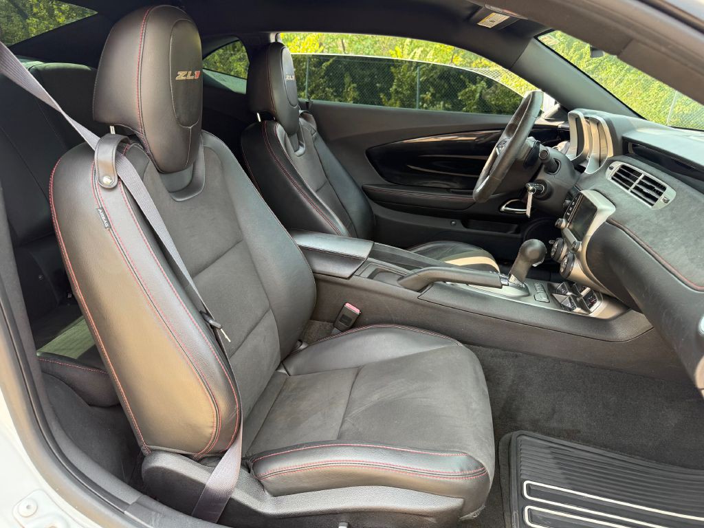 2015 Chevrolet Camaro Image 6