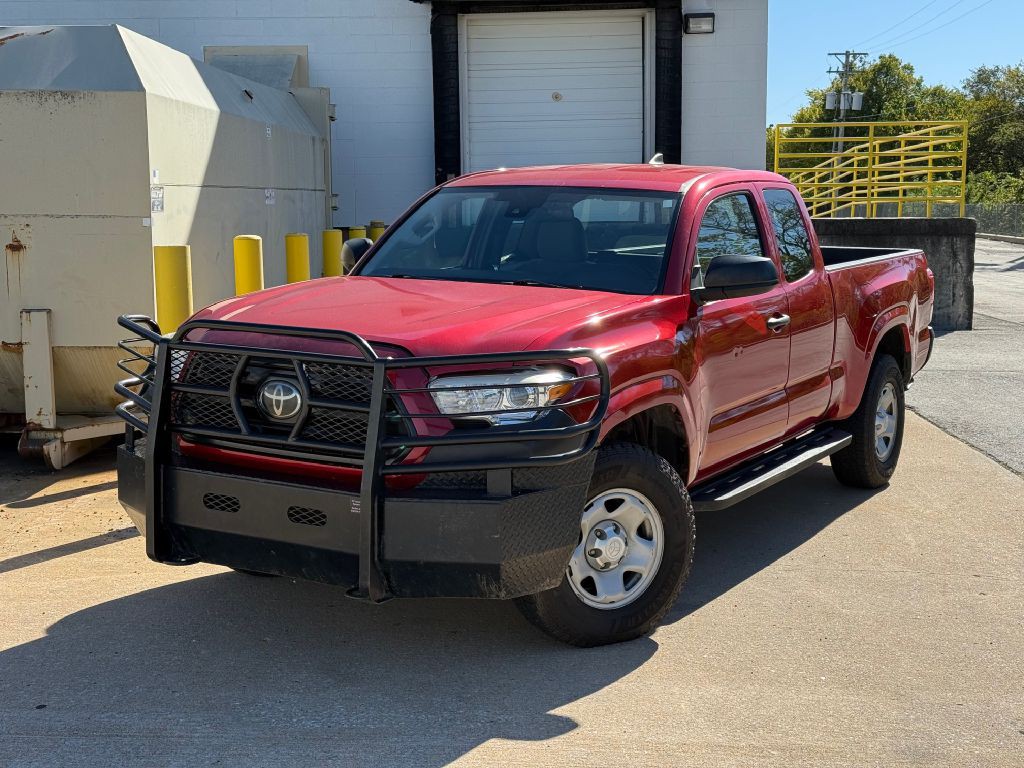 2018 Toyota Tacoma Image 1