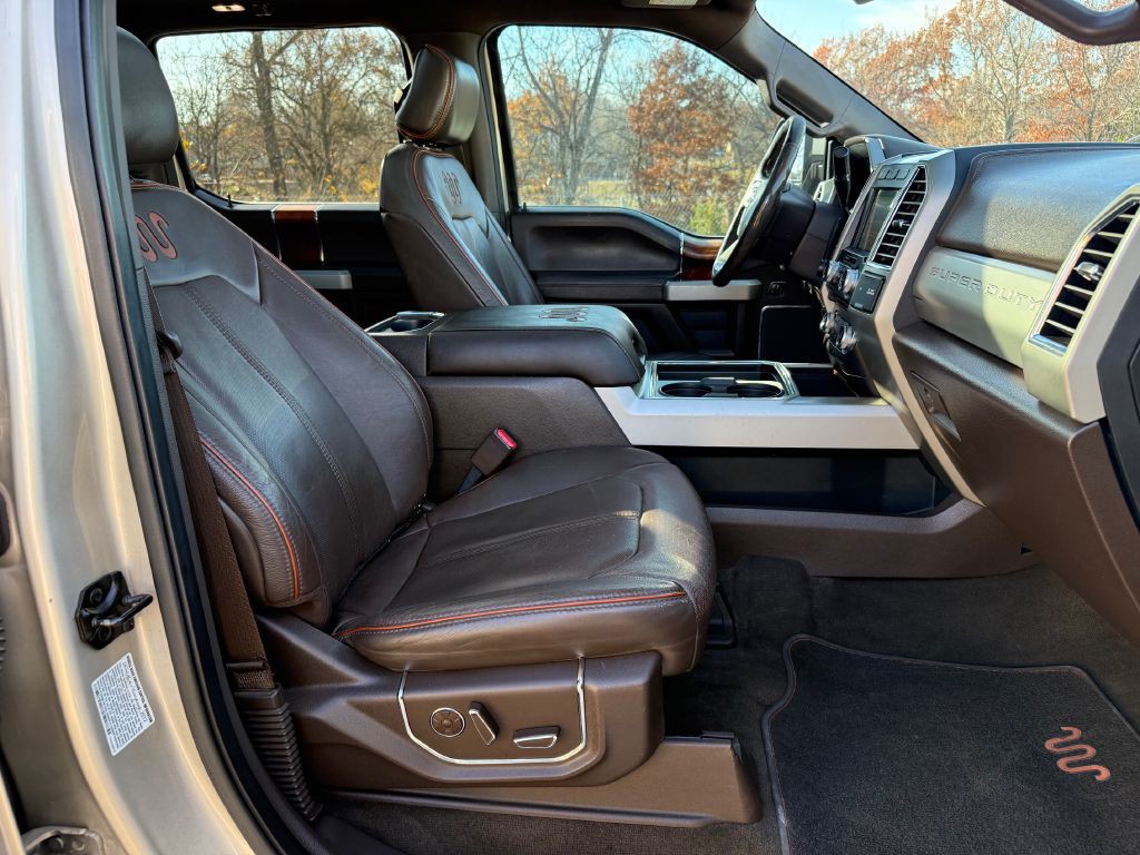 2017 Ford F-350 Image 6