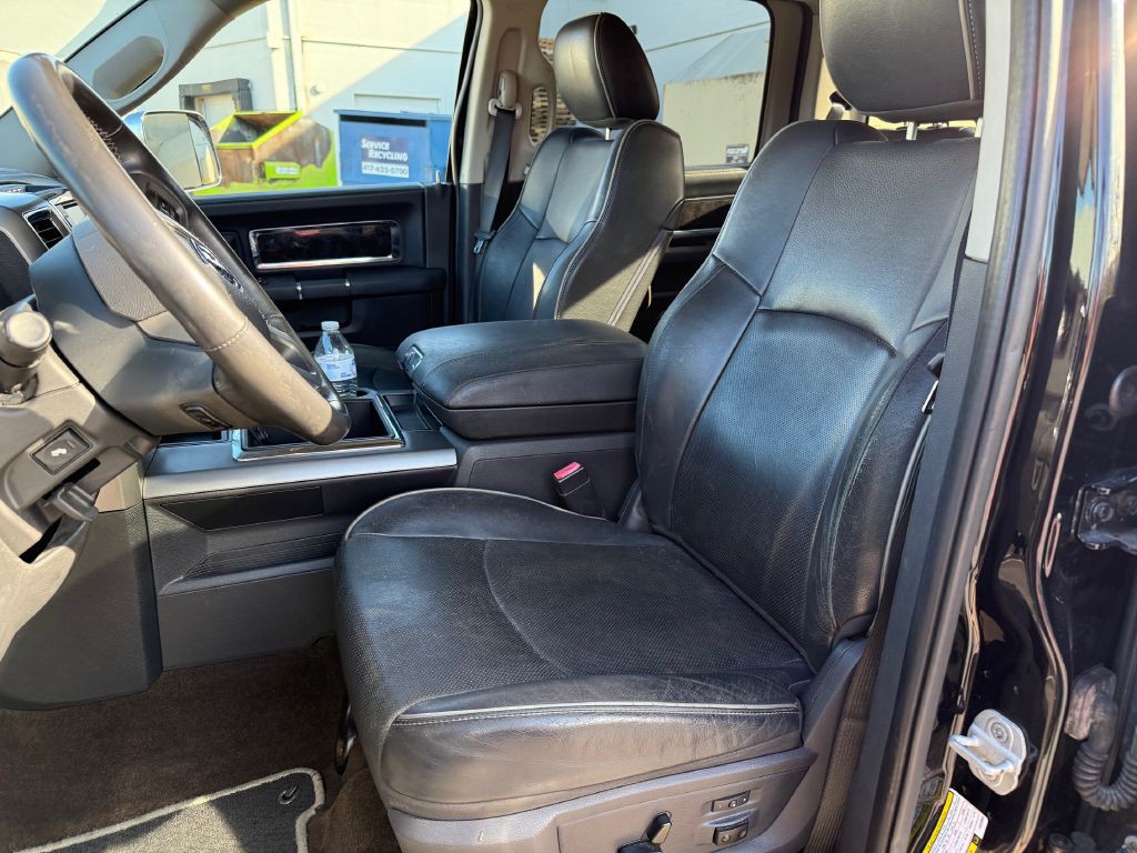 2012 Dodge Ram 3500 Image 4