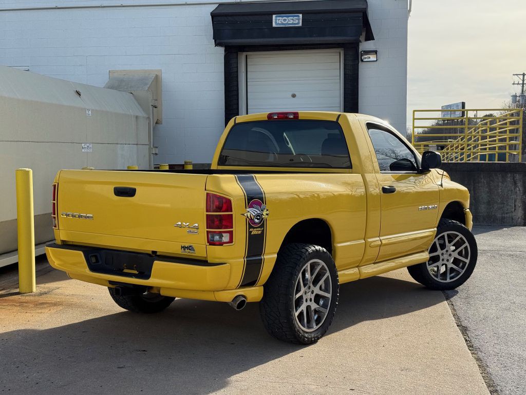 2004 Dodge Ram 1500 Image 3