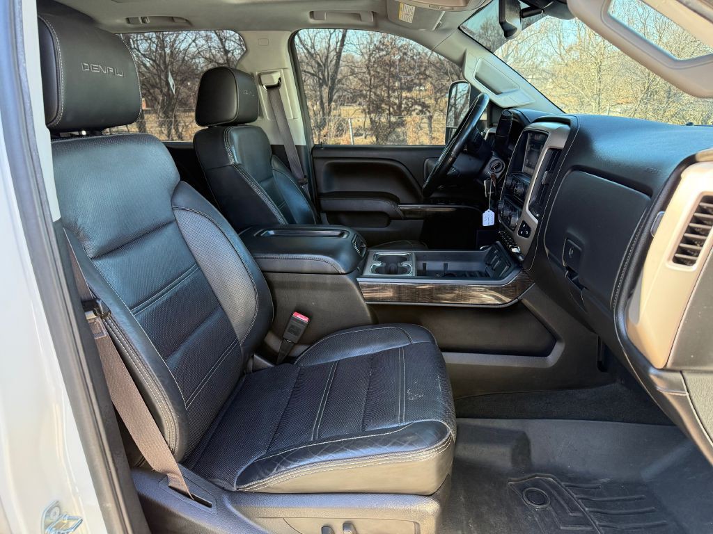 2015 GMC Sierra Image 6