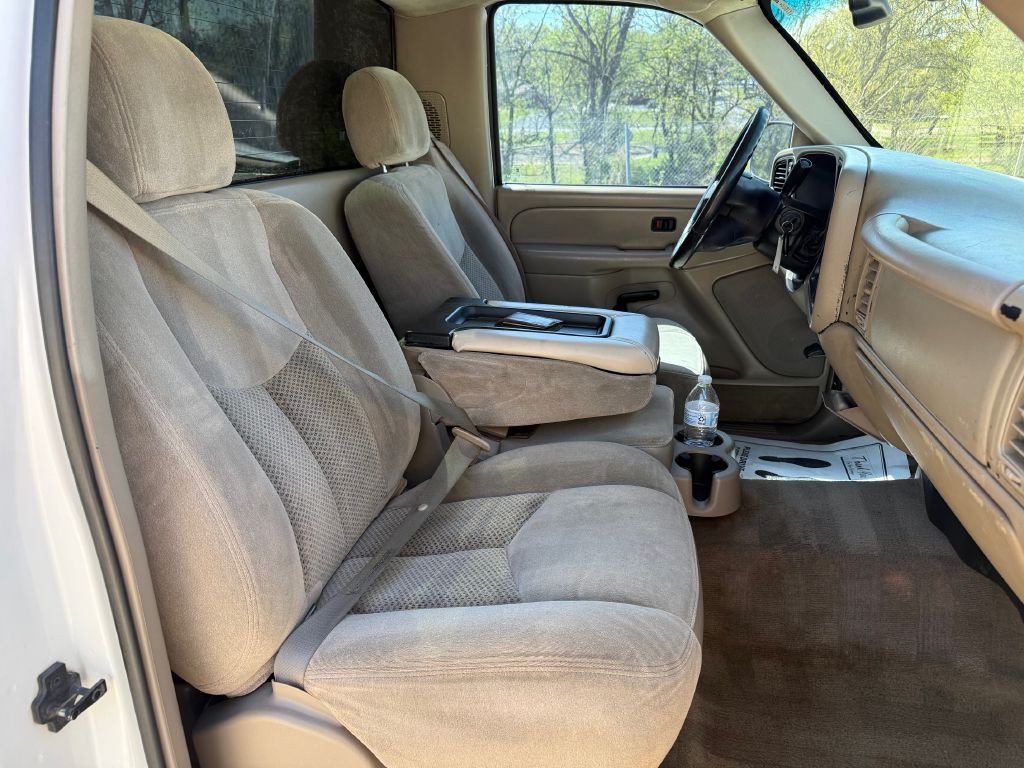 2004 Chevrolet Silverado 1500 Image 6