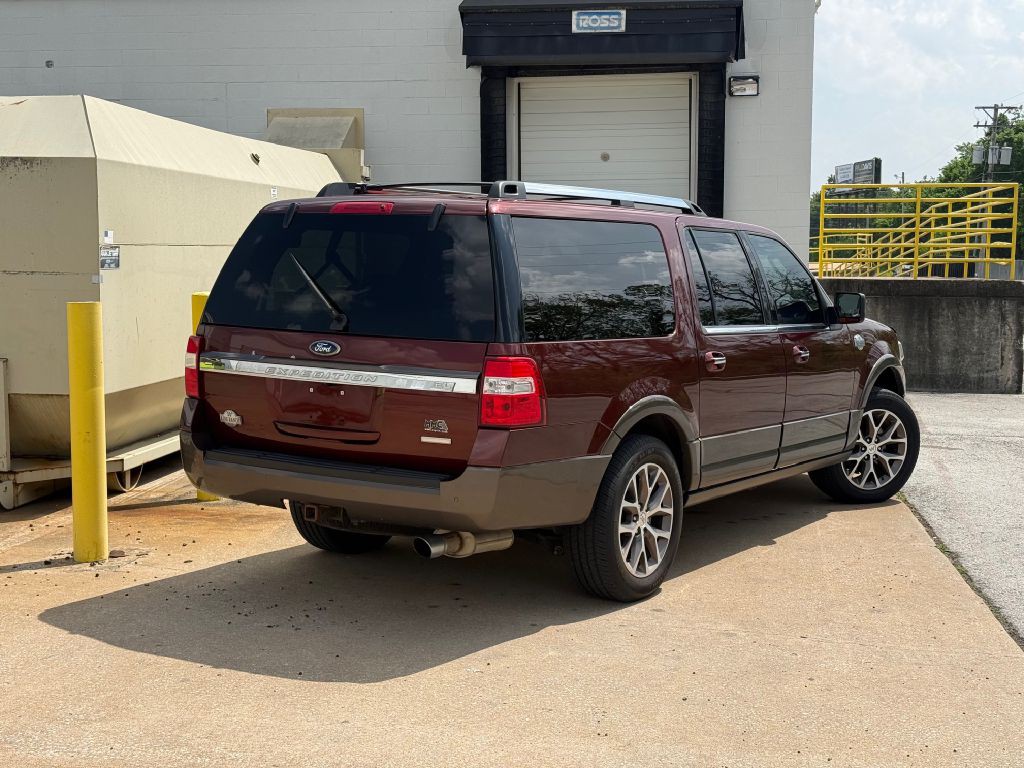 2016 Ford Expedition Image 3