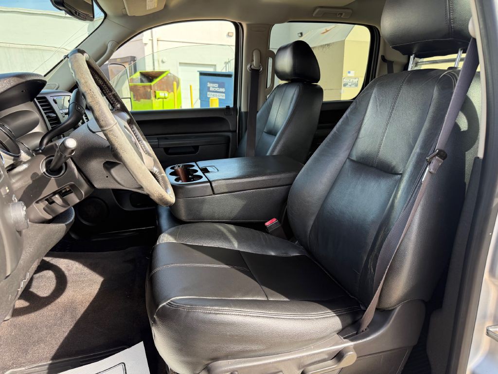 2014 GMC Sierra Image 4