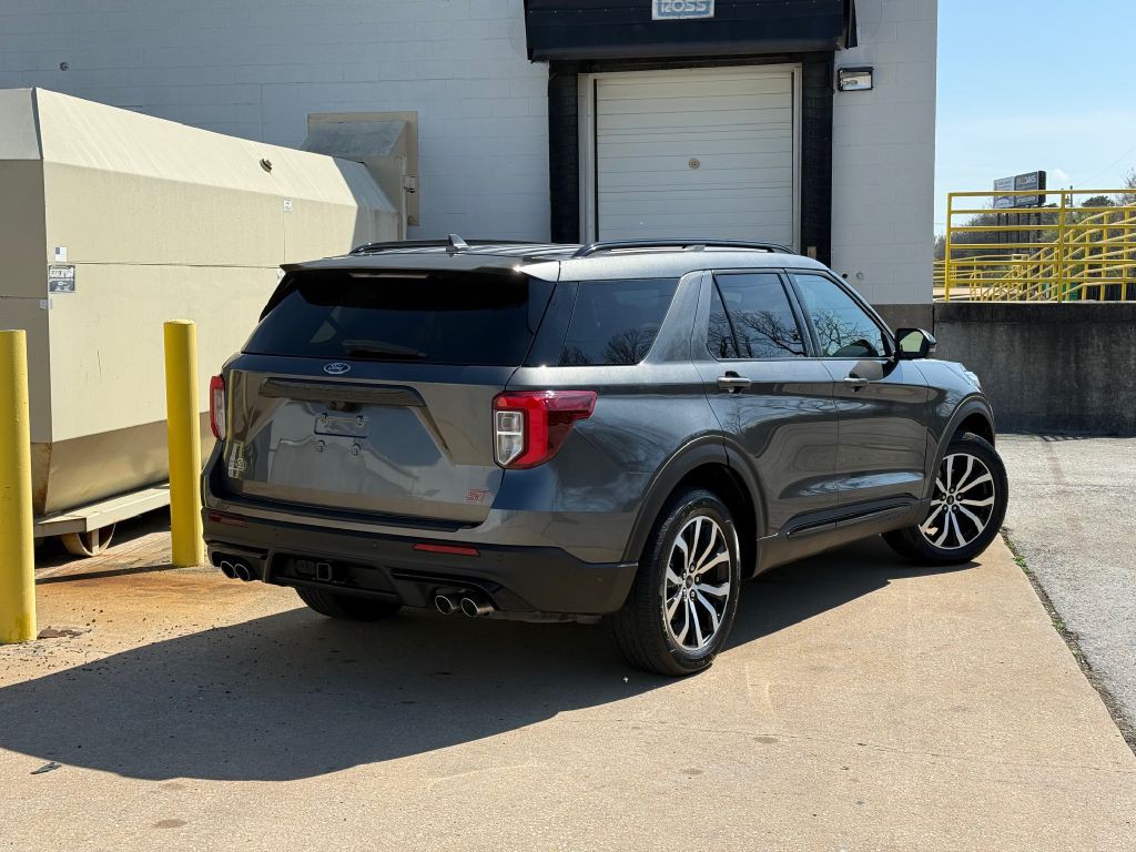 2020 Ford Explorer Image 3