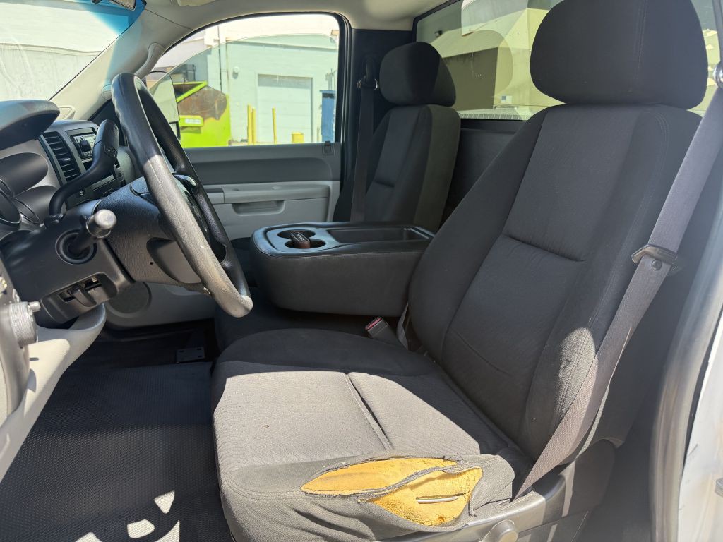 2011 Chevrolet Silverado 1500 Image 4