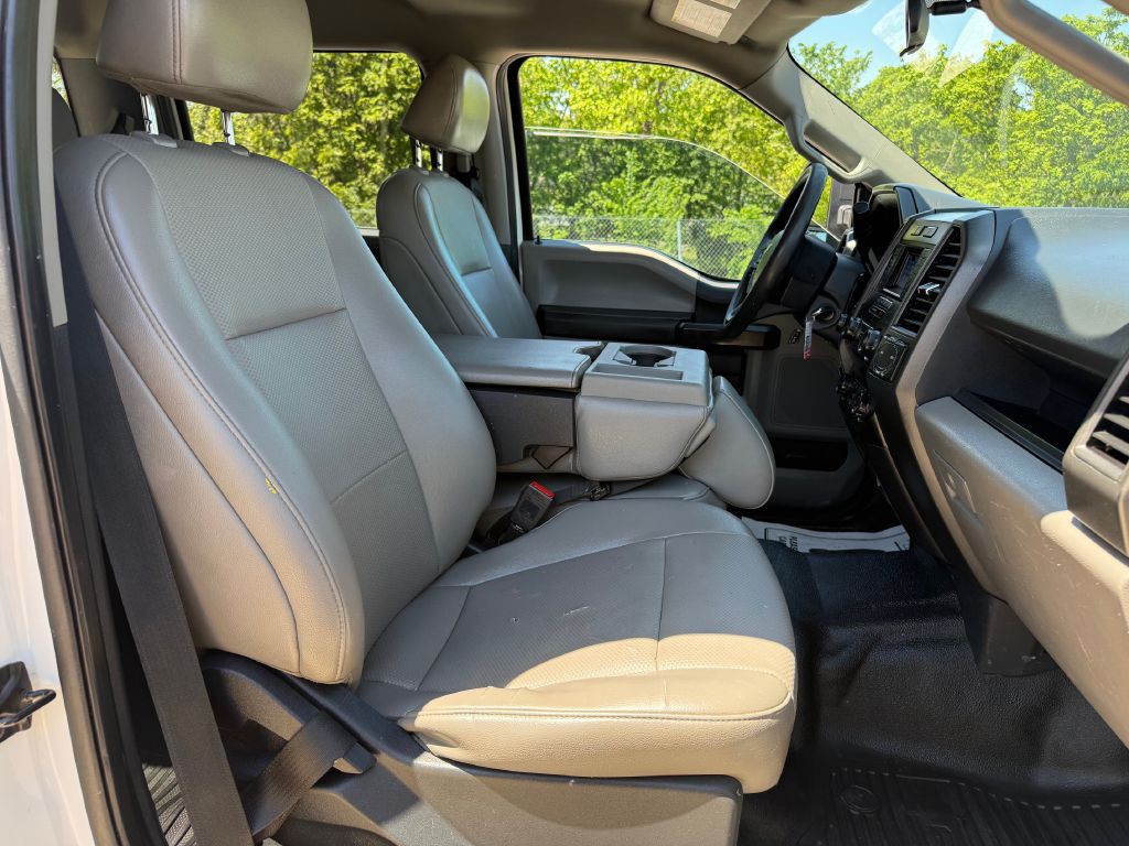 2022 Ford F-250 Image 6