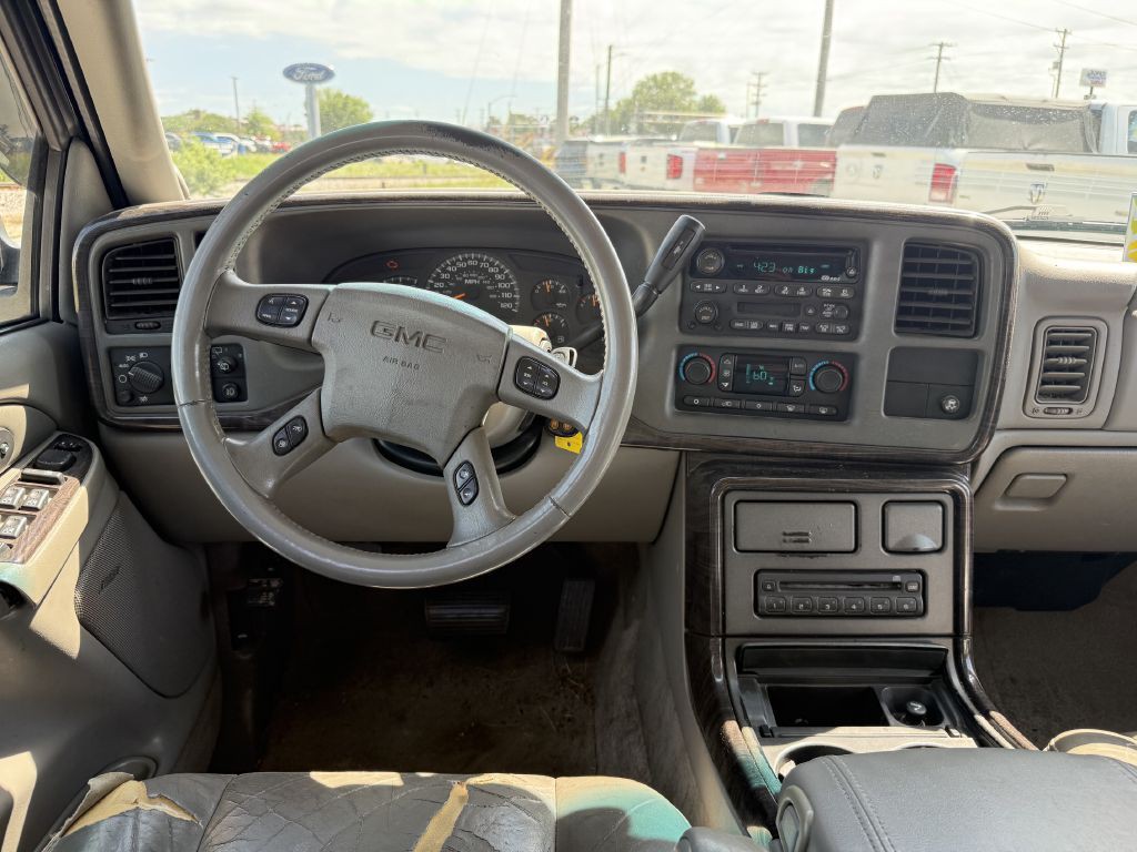 2003 GMC Yukon Image 5
