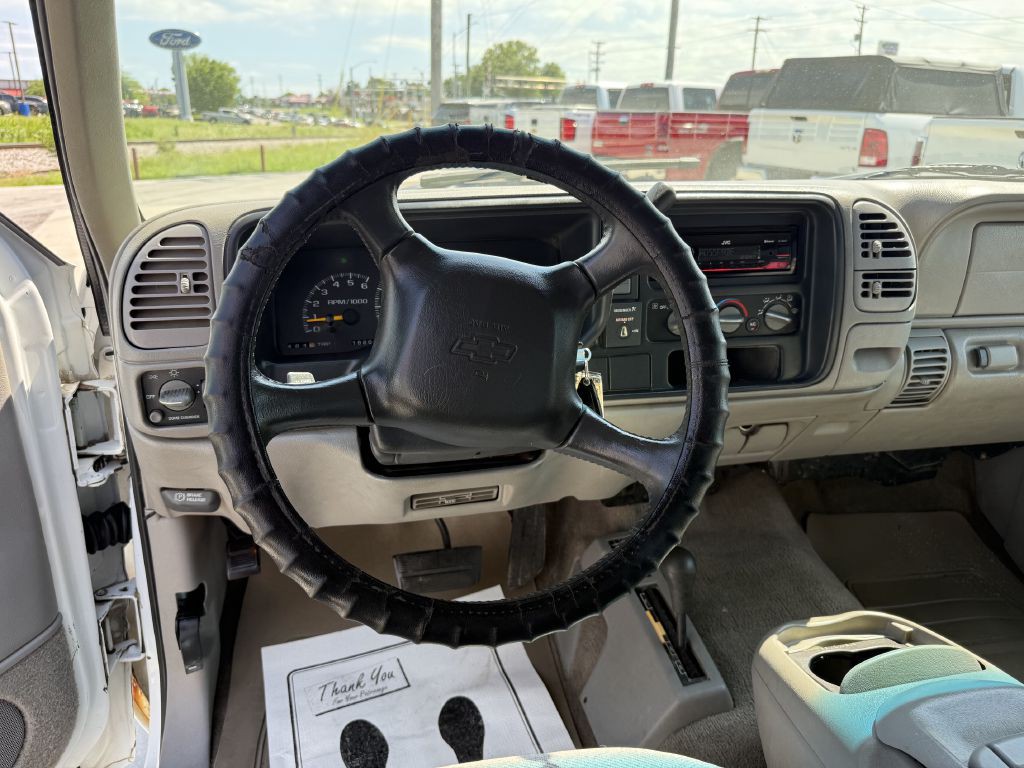 1998 Chevrolet C/K Image 5